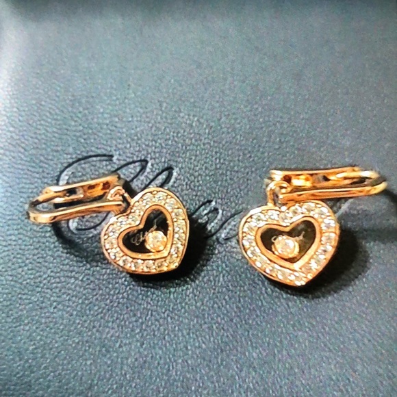 Chopard Jewelry - 18k Gold Heart Earrings